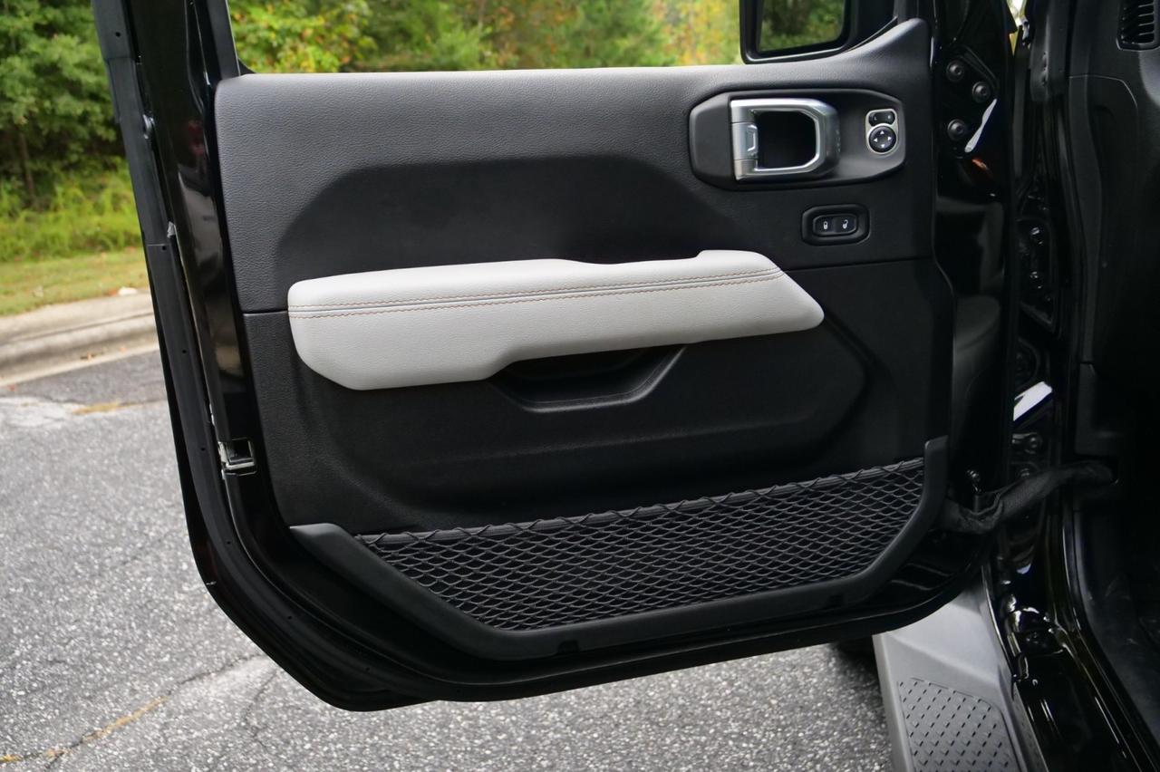 2021 Jeep Gladiator High Altitude 4X4 / Adaptive Cruise / Heated Seats! Lincolnton NC