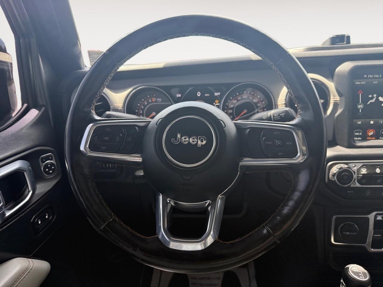 2021 Jeep Gladiator High Altitude, HEATED SEATS, APPLE CARPLAY/ANDROID AUTO, UNIVERSAL GARAGE DOOR OPENER, BED LINER, SLIDING REAR WINDOW, BACKUP CAMERA, POWER/HEATED MIRRORS, REMOTE START, CLEAN CARFAX! Norfolk VA