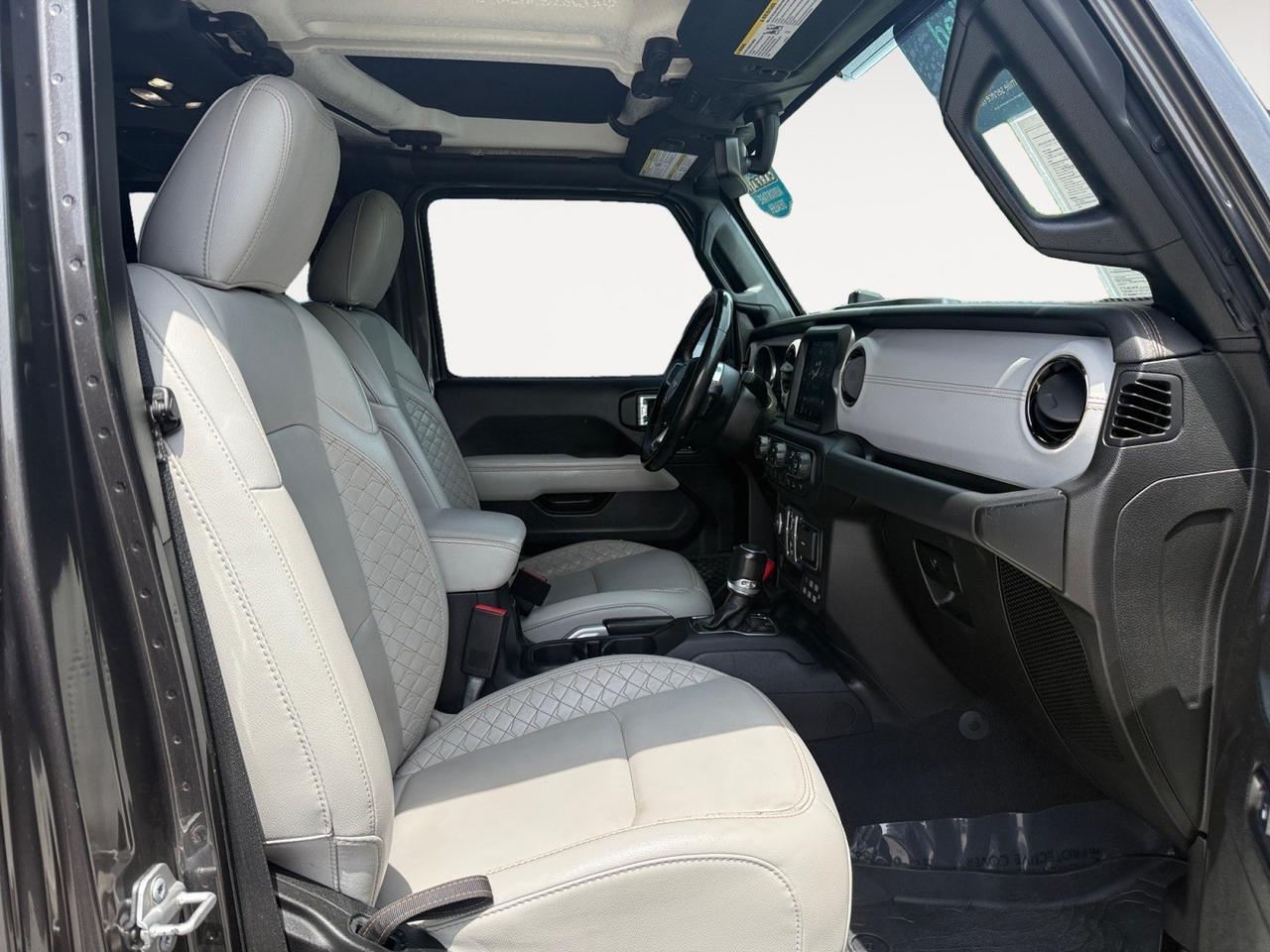 2021 Jeep Gladiator High Altitude, HEATED SEATS, APPLE CARPLAY/ANDROID AUTO, UNIVERSAL GARAGE DOOR OPENER, BED LINER, SLIDING REAR WINDOW, BACKUP CAMERA, POWER/HEATED MIRRORS, REMOTE START, CLEAN CARFAX! Norfolk VA