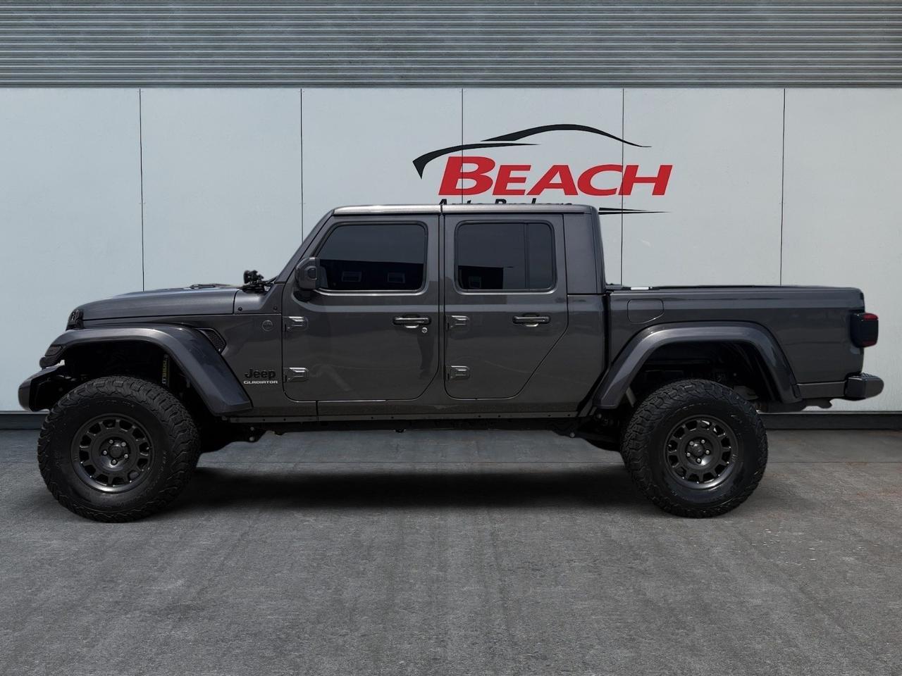 2021 Jeep Gladiator High Altitude, HEATED SEATS, APPLE CARPLAY/ANDROID AUTO, UNIVERSAL GARAGE DOOR OPENER, BED LINER, SLIDING REAR WINDOW, BACKUP CAMERA, POWER/HEATED MIRRORS, REMOTE START, CLEAN CARFAX! Norfolk VA