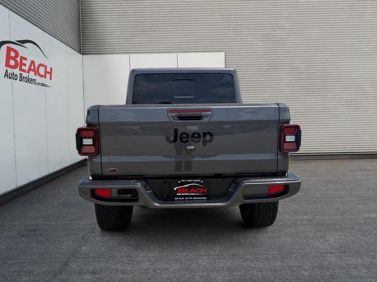 2021 Jeep Gladiator High Altitude, HEATED SEATS, APPLE CARPLAY/ANDROID AUTO, UNIVERSAL GARAGE DOOR OPENER, BED LINER, SLIDING REAR WINDOW, BACKUP CAMERA, POWER/HEATED MIRRORS, REMOTE START, CLEAN CARFAX! Norfolk VA