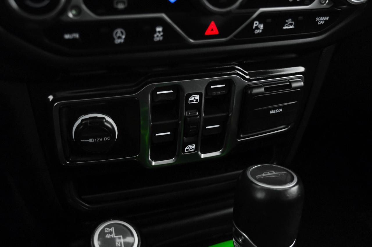 2021 Jeep Gladiator OVERLAND 4WD AUTOMATIC BLIND SPOT ASSIST NAVIGATION LEATHER SEAT Carrollton TX