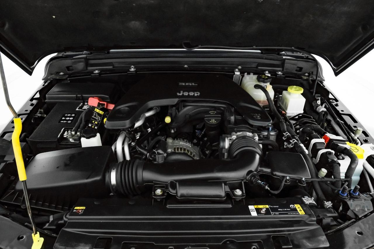 2021 Jeep Gladiator OVERLAND 4WD AUTOMATIC BLIND SPOT ASSIST NAVIGATION LEATHER SEAT Carrollton TX