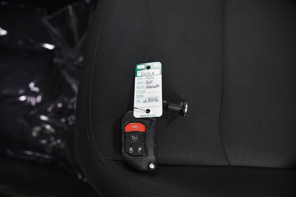 2021 Jeep Gladiator Overland Akron OH