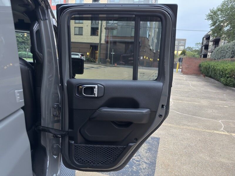 2021 Jeep Gladiator Overland Crew Cab 4WD Arlington VA