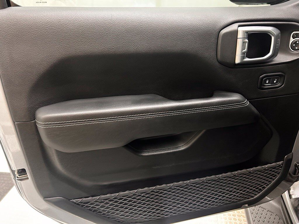 2021 Jeep Gladiator Overland Portland OR