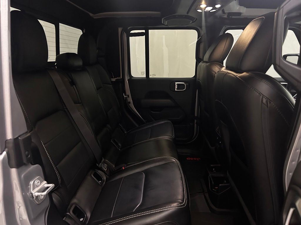 2021 Jeep Gladiator Overland Portland OR
