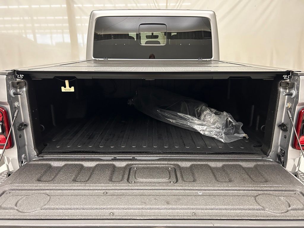 2021 Jeep Gladiator Overland Portland OR
