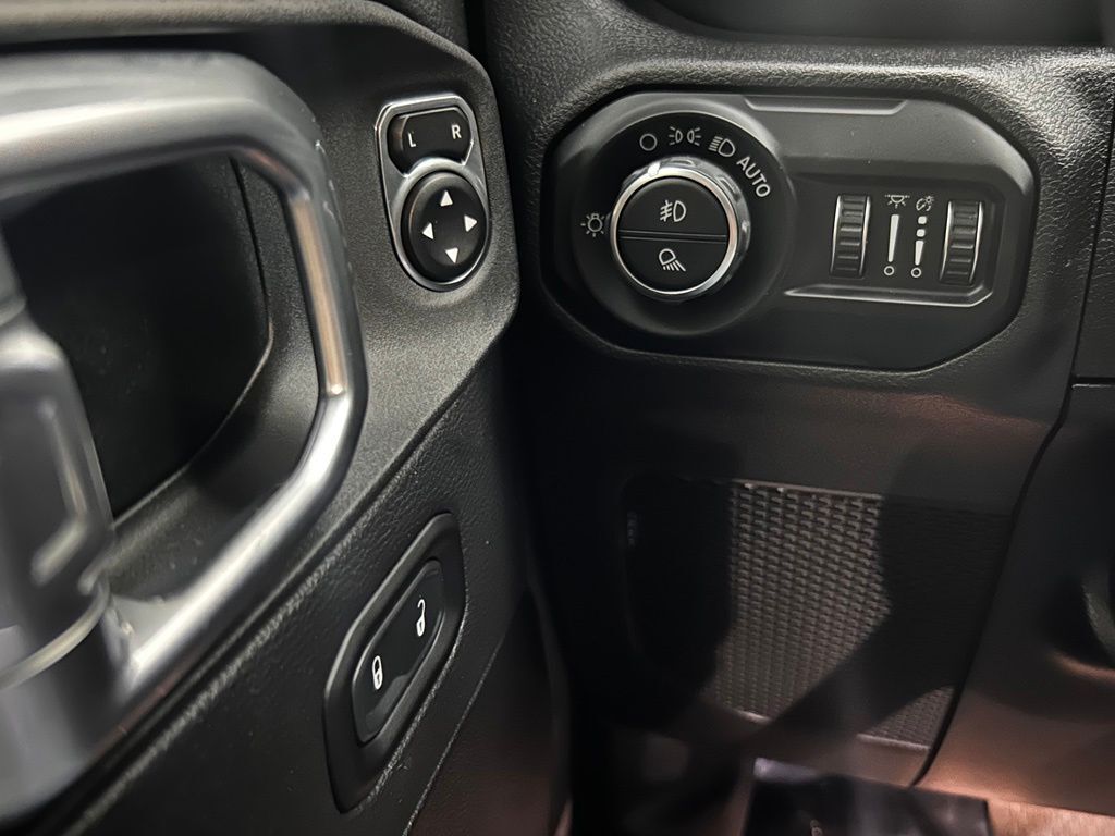 2021 Jeep Gladiator Overland Portland OR