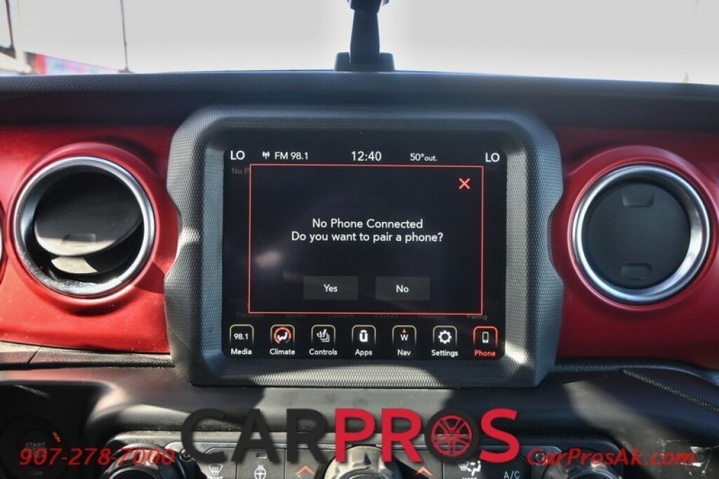 2021 Jeep Gladiator Rubicon - 4X4 - Cold Weather Group - Auto Start - Heated Seats & Steering Wheel - Alpine Speakers - Navigation - Apple CarPlay & Android Auto - Reverse Camera - Steel Bumper Group w/ Winch - 3 Piece Freedome Hard Top - Tow PKG Anchorage AK