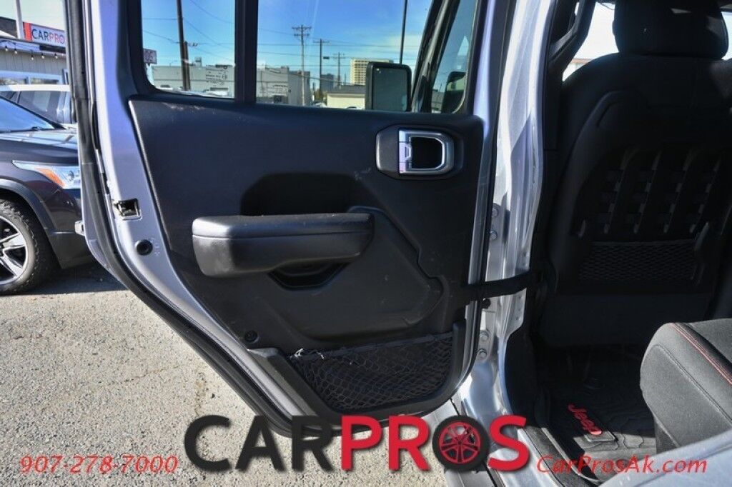 2021 Jeep Gladiator Rubicon - 4X4 - Cold Weather Group - Auto Start - Heated Seats & Steering Wheel - Alpine Speakers - Navigation - Apple CarPlay & Android Auto - Reverse Camera - Steel Bumper Group w/ Winch - 3 Piece Freedome Hard Top - Tow PKG Anchorage AK