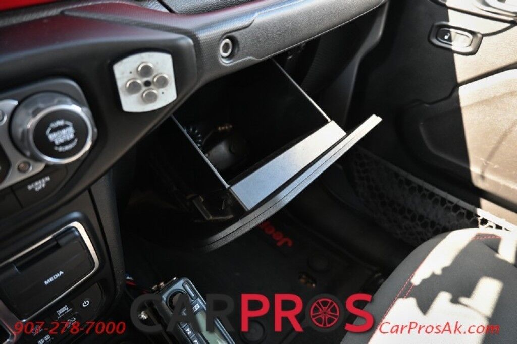 2021 Jeep Gladiator Rubicon - 4x4 - Cold Weather Group -Auto Start- Heated Seats & Steering Wheel - Alpine Sound System - NAV - Apple CarPlay & Android Auto - Reverse Camera -Steel Bumper Group w/ Winch - 3 Piece Freedome Hard Top - Tow PKG Anchorage AK