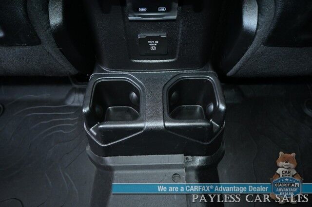 2021 Jeep Gladiator Rubicon / 4X4 / Lifted / Fox Shocks / GIGGLEPIN Winch / Custom Fender Flares & Bumper / Auto Start / Heated Leather Seats & Steering / NAV / Apple CarPlay & Android Auto / Tonneau Cover / Tow Pkg / 1-Owner Anchorage AK