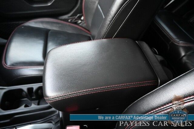 2021 Jeep Gladiator Rubicon / 4X4 / Lifted / Fox Shocks / GIGGLEPIN Winch / Custom Fender Flares & Bumper / Auto Start / Heated Leather Seats & Steering / NAV / Apple CarPlay & Android Auto / Tonneau Cover / Tow Pkg / 1-Owner Anchorage AK