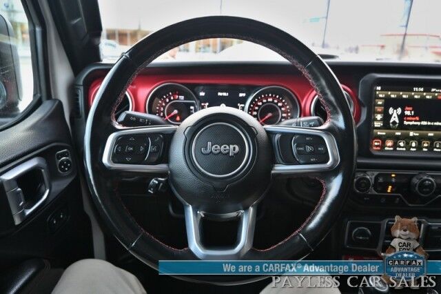 2021 Jeep Gladiator Rubicon / 4X4 / Lifted / Fox Shocks / GIGGLEPIN Winch / Custom Fender Flares & Bumper / Auto Start / Heated Leather Seats & Steering / NAV / Apple CarPlay & Android Auto / Tonneau Cover / Tow Pkg / 1-Owner Anchorage AK