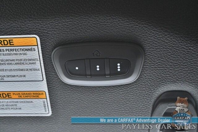 2021 Jeep Gladiator Rubicon / 4X4 / Lifted / Fox Shocks / GIGGLEPIN Winch / Custom Fender Flares & Bumper / Auto Start / Heated Leather Seats & Steering / NAV / Apple CarPlay & Android Auto / Tonneau Cover / Tow Pkg / 1-Owner Anchorage AK