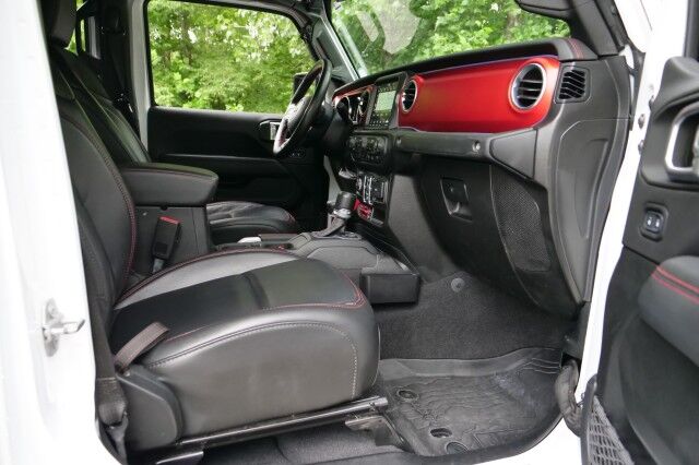 2021 Jeep Gladiator Rubicon 4X4 / UPGRADES / Heated Leather Seats! High Point NC