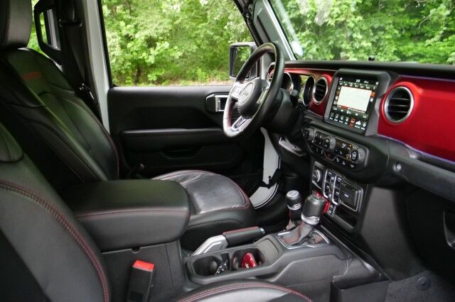 2021 Jeep Gladiator Rubicon 4X4 / UPGRADES / Heated Leather Seats! High Point NC
