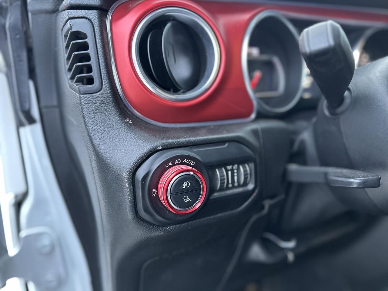 2021 Jeep Gladiator Rubicon 4x4 | Rig Ready Gladiator | GLAD-I-HATER | 4" Lift | 37s | $20K+ In Mods Redwater AB