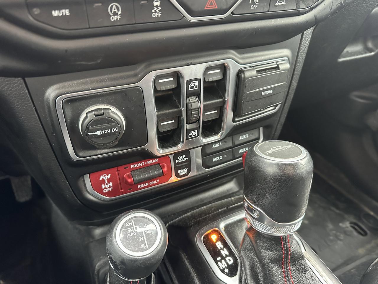 2021 Jeep Gladiator Rubicon 4x4 | V6 | Leather | NAV | Touchscreen | Alpine Audio | Remote Start | Backup Camera Redwater AB