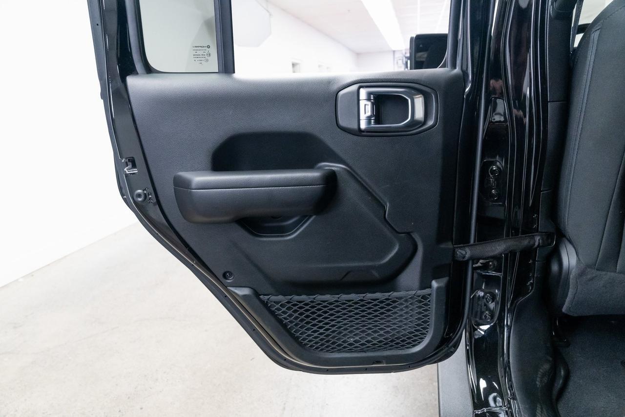 2021 Jeep Gladiator Sport 1 Owner Heated Seats Back-Up Camera Portland OR