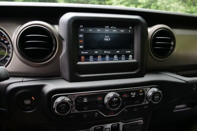 2021 Jeep Gladiator Sport S 4X4 / Popular Equipment Package / Safety Group! High Point NC