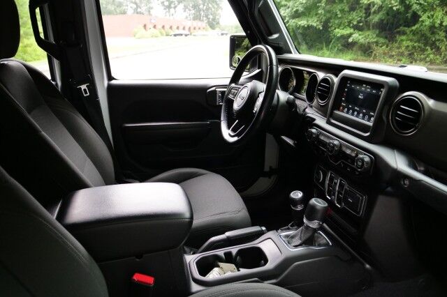 2021 Jeep Gladiator Sport S 4X4 / Popular Equipment Package / Safety Group! High Point NC