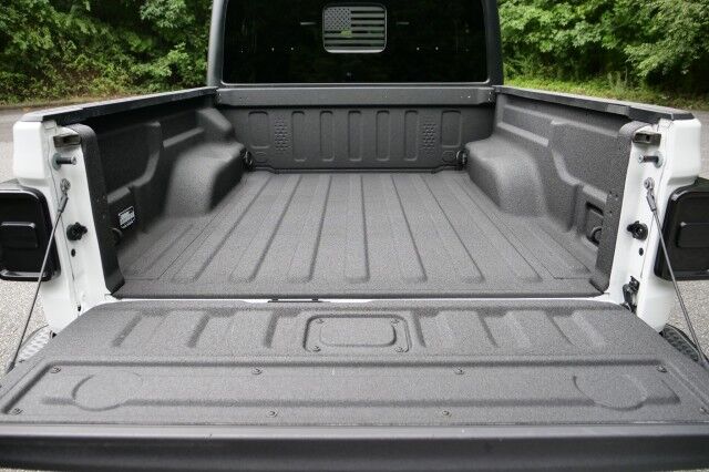 2021 Jeep Gladiator Sport S 4X4 / Popular Equipment Package / Safety Group! High Point NC