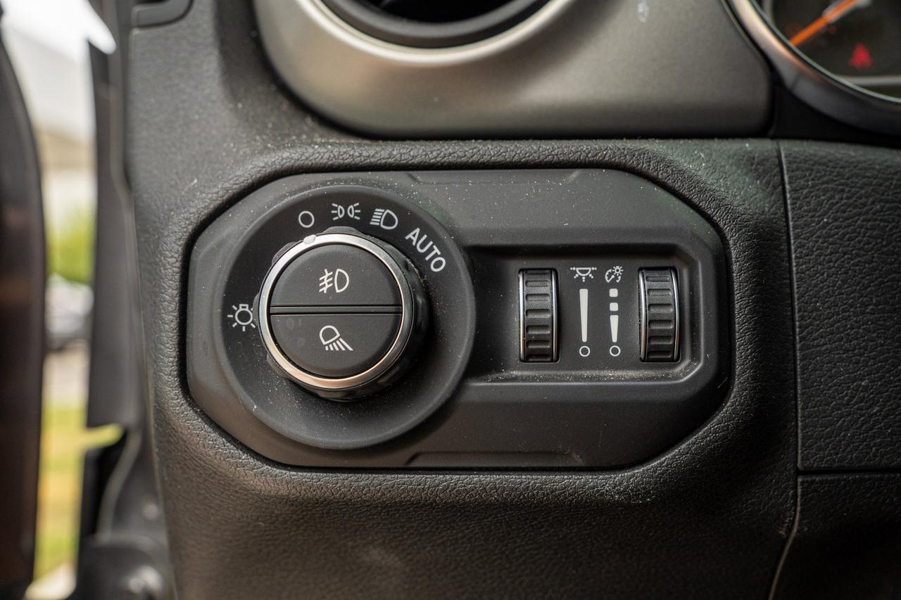 2021 Jeep Gladiator Sport S  Selma TX