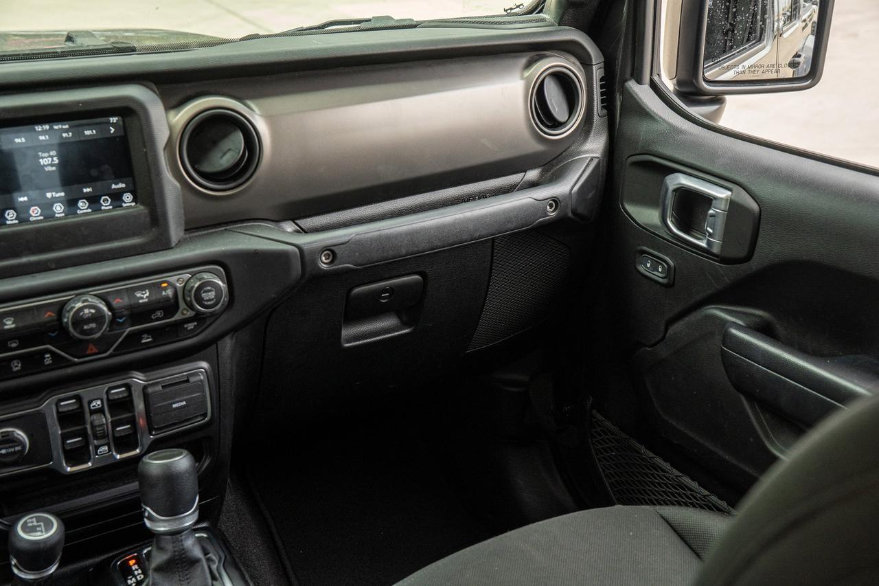 2021 Jeep Gladiator Sport S  Selma TX