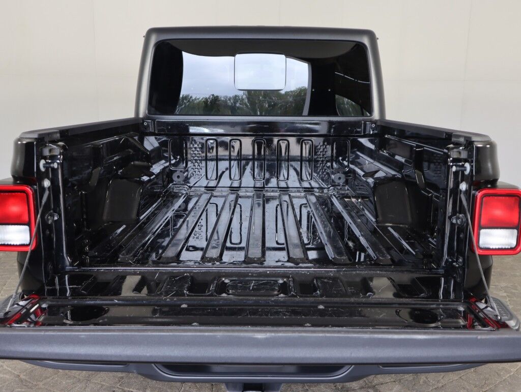 2021 Jeep Gladiator Sport S w/Tech/Cold Weather/Max Tow/Hard Top Maumee OH