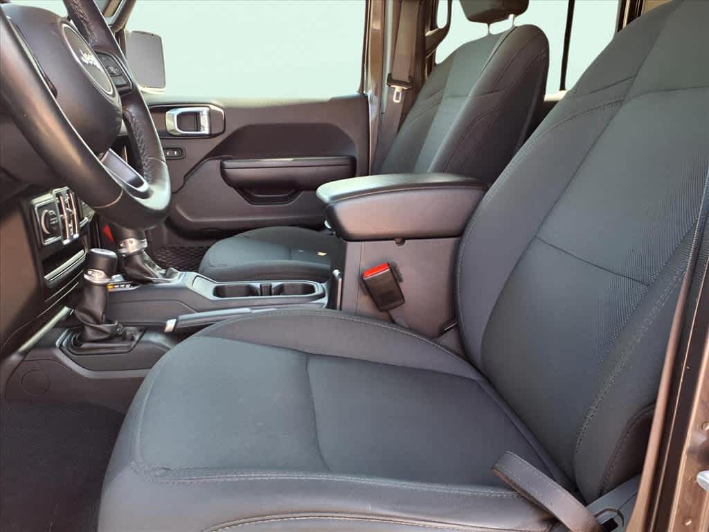 2021 Jeep Gladiator Sport S Lunenburg MA