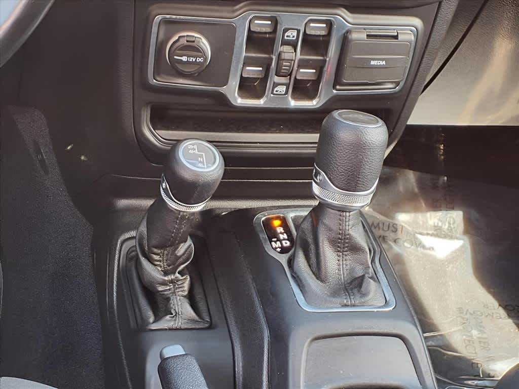 2021 Jeep Gladiator Sport S Lunenburg MA