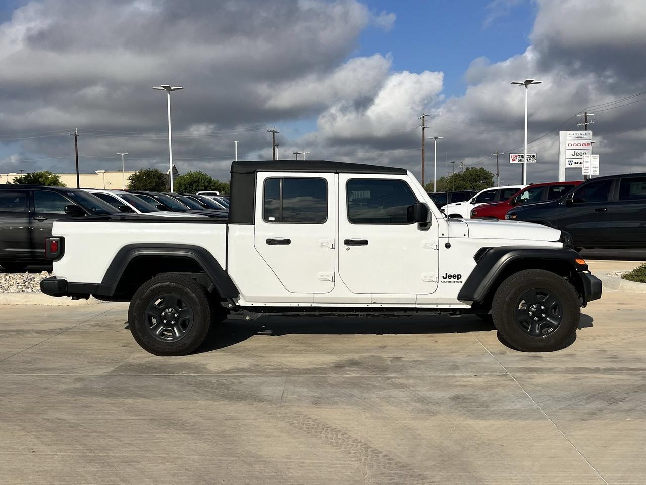 2021 Jeep Gladiator Sport