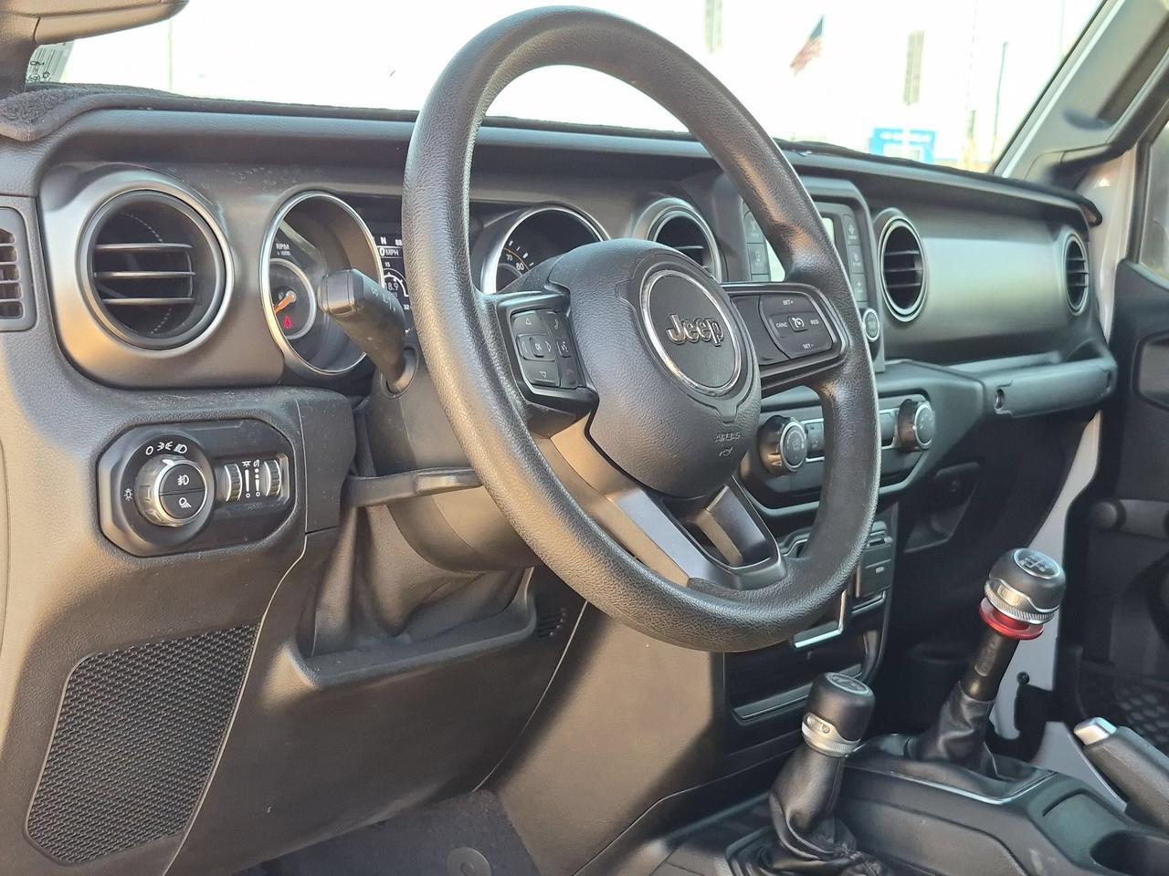 2021 Jeep Gladiator Sport Castroville TX