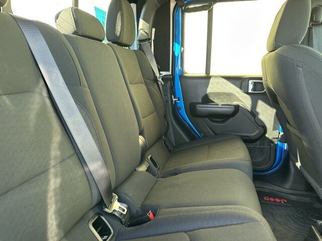 2021 Jeep Gladiator Sport Watertown SD