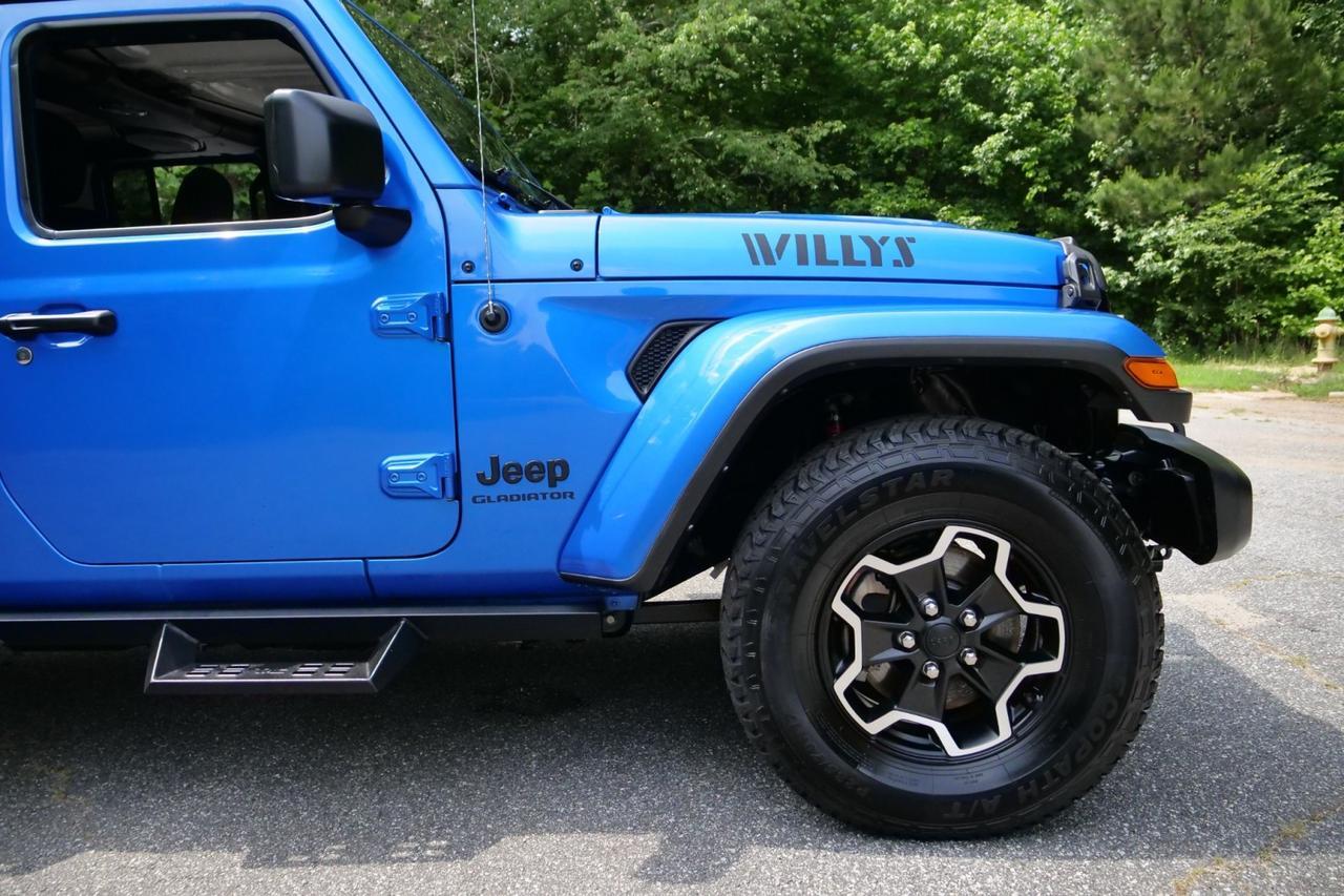 2021 Jeep Gladiator Willys 4X4 / Tow Package / Cold Weather Group! High Point NC