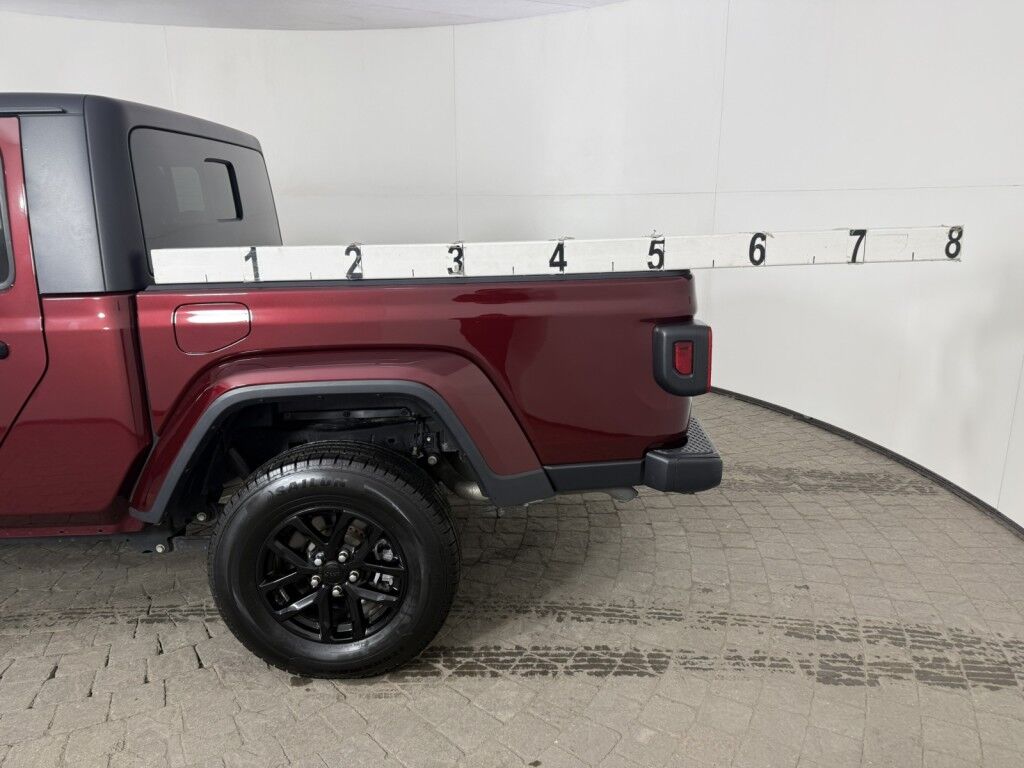 2021 Jeep Gladiator Willys 4x4 3.6L V6 w/Leather Maumee OH