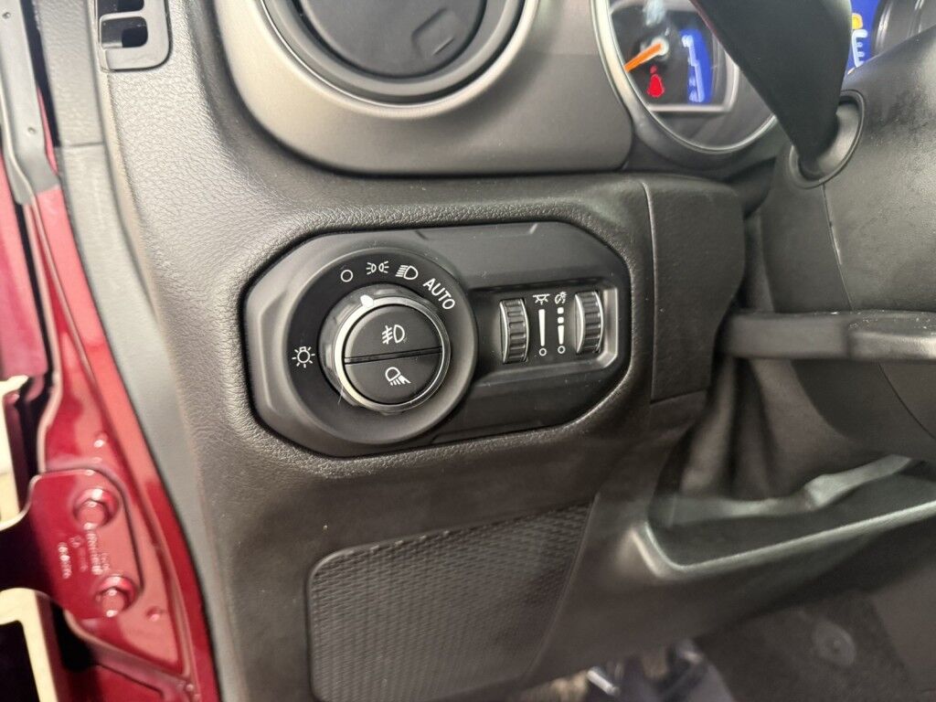 2021 Jeep Gladiator Willys 4x4 3.6L V6 w/Leather Maumee OH