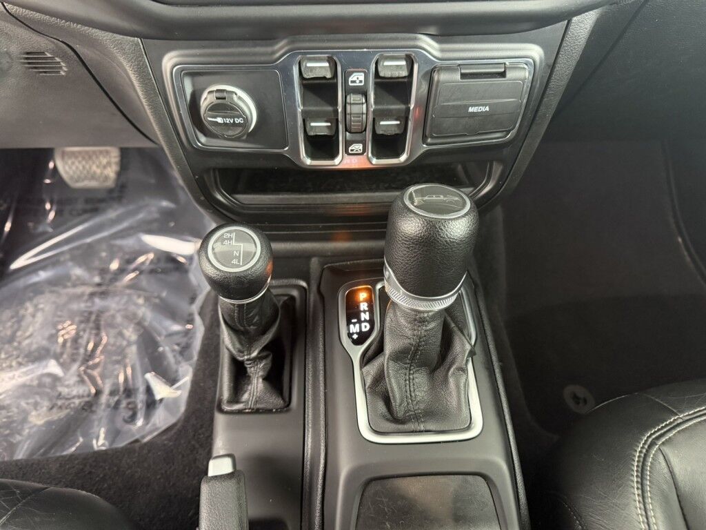 2021 Jeep Gladiator Willys 4x4 3.6L V6 w/Leather Maumee OH