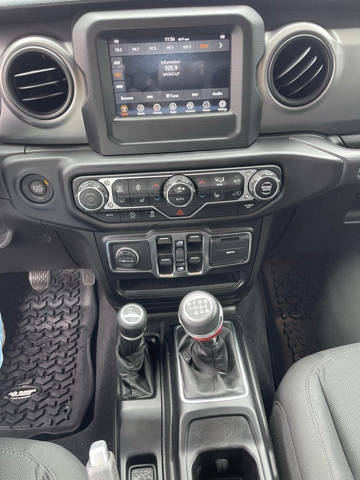 2021 Jeep Gladiator Willys Orange MA