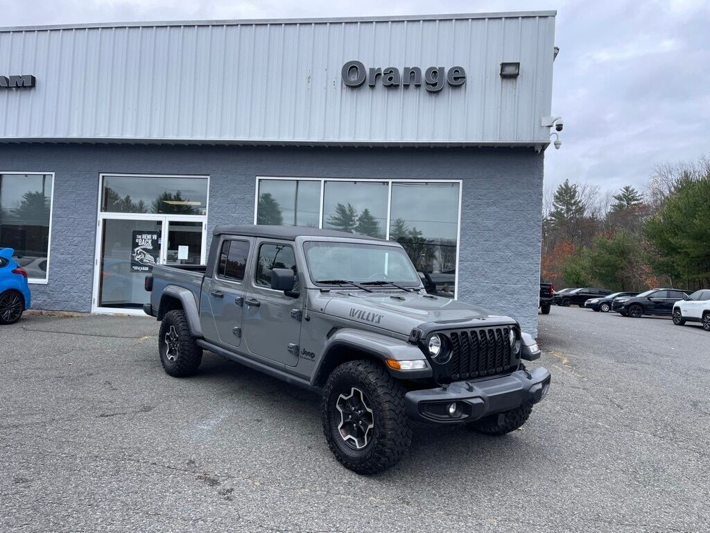 2021 Jeep Gladiator Willys Orange MA