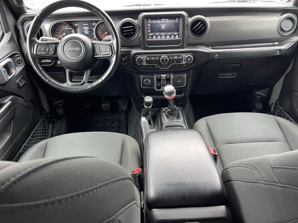 2021 Jeep Gladiator Willys Orange MA