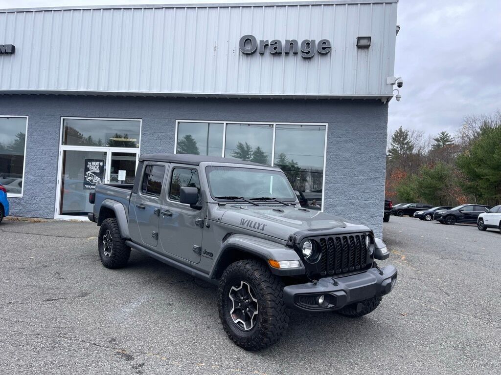 2021 Jeep Gladiator Willys Orange MA