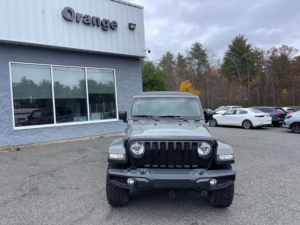 2021 Jeep Gladiator Willys Orange MA