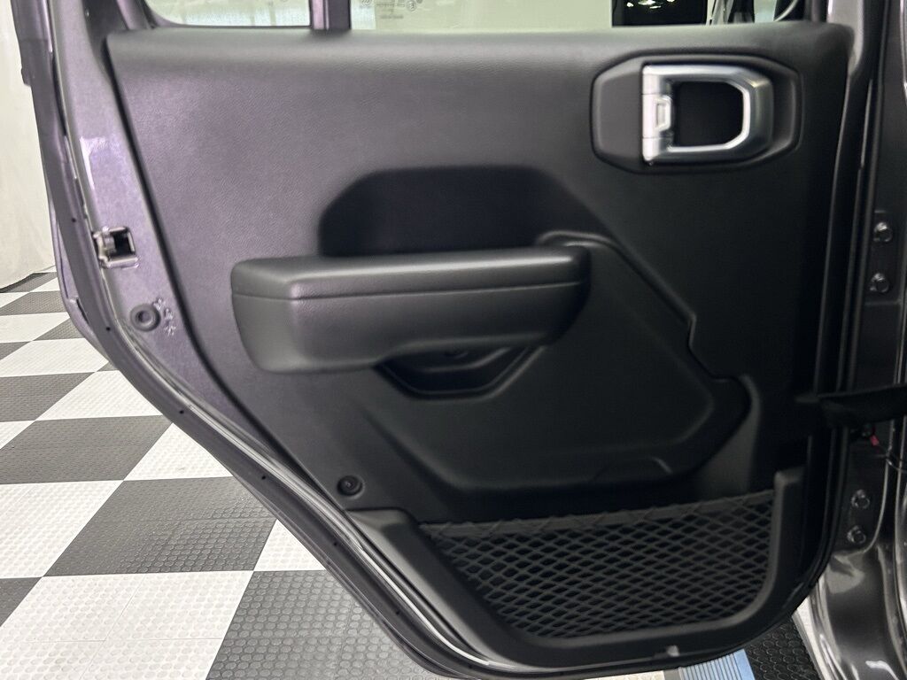 2021 Jeep Gladiator Willys Portland OR