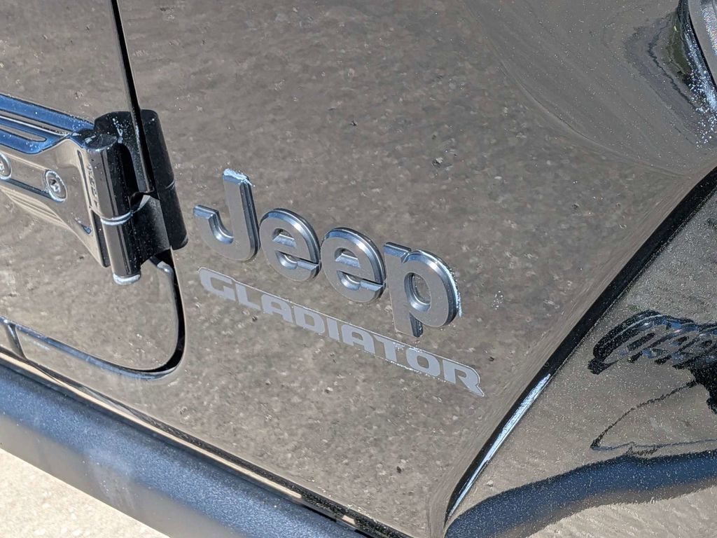 2021 Jeep Gladiator Willys Saint Augustine FL