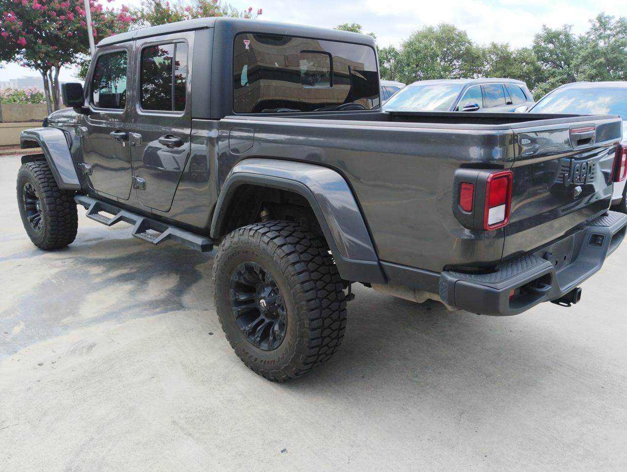 2021 Jeep Gladiator Willys