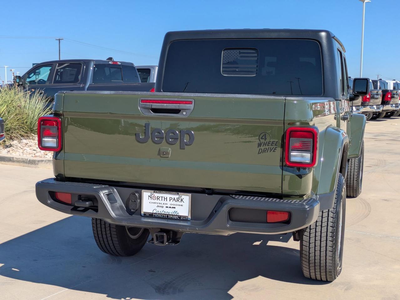 2021 Jeep Gladiator Willys Sport