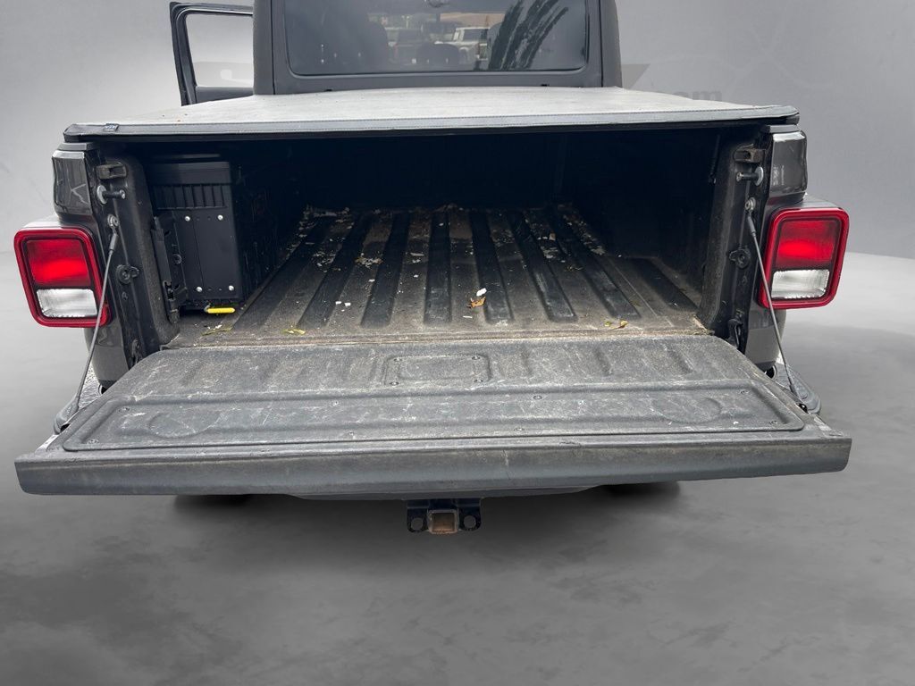 2021 Jeep Gladiator Willys Cockeysville MD